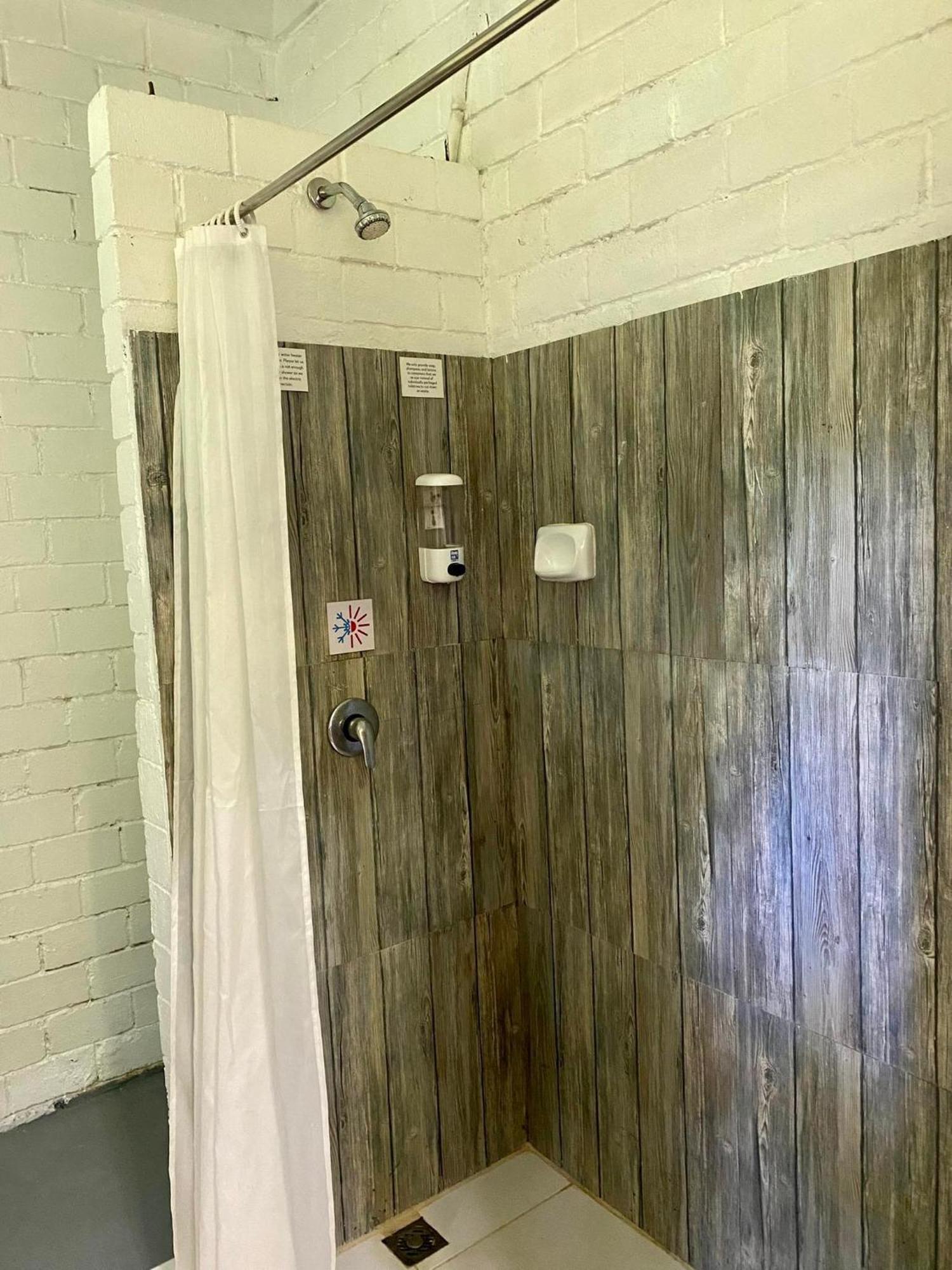 Hotel Sebastian Panglao Bolod  Pokój zdjęcie